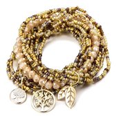Goudkleurige boho stijl elastische kralenarmband glaskraaltjes 13 delig met hangertjes