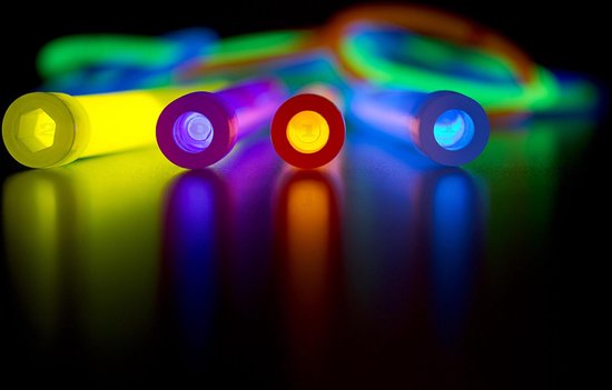 Thumbnail van een extra afbeelding van het spel 100 Pieces Glow Sticks Bracelets |creatief Glow cadeau|Feestdecoratie|MagieQ|BREAKLIGHTS|GLOW IN THE DARK BANDS