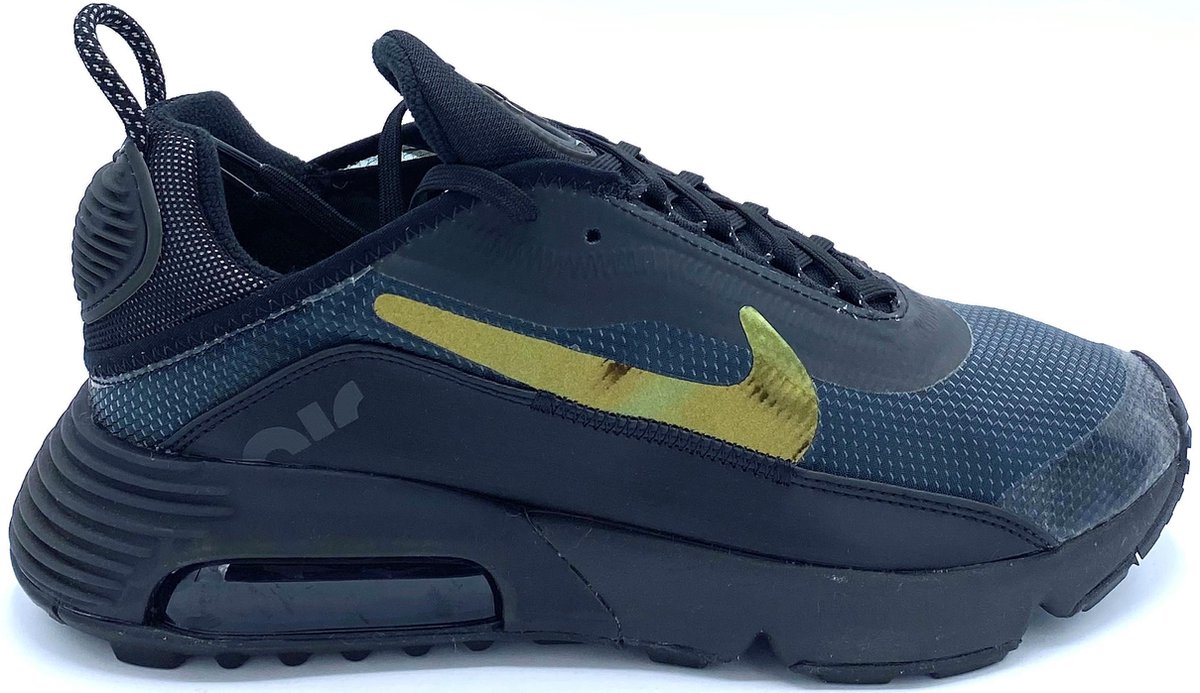 nike air max 2090 navy and gold