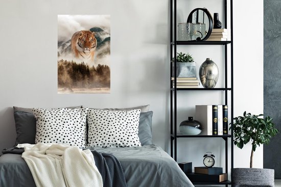 Affiche Tigre - Montagnes - Arbres - 60x90 cm