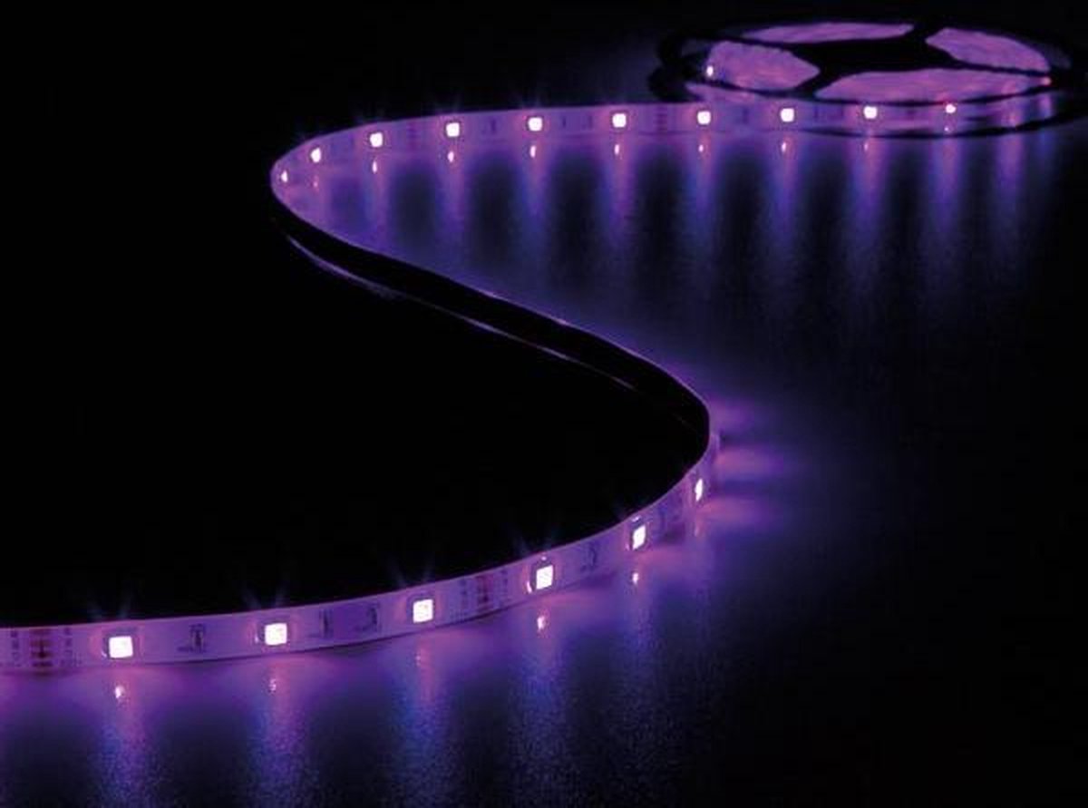 KIT MET FLEXIBELE LED-STRIP EN VOEDING - WARMWIT - 300 LEDS - 5 M Flexibele Led Strip En Voeding Warmwit 300 Leds 5 Meter 12 Vdc Vellight KIT MET FLEXIBELE LED-STRIP EN VOEDING - WARMWIT - 300 LEDS - 5 M Flexibele Led Strip En Voeding Warmwit 300 Leds 5 Meter 12 Vdc Vellight
