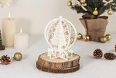 2 x 3D Pop up kerstkaart met witte kerstbomen en gouden kerststerren met berichten paneel incl. enveloppen en 8 feestelijke sluitzegels