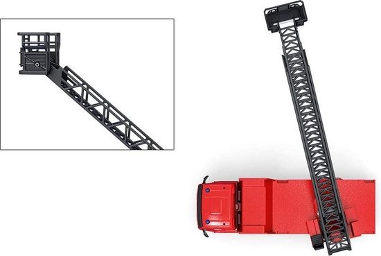 Uitzicht van bovenaf op een rode brandweerwagen met een lange, zwarte, uitschuifbare ladder.