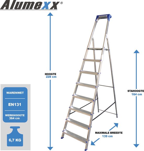 Aluminium huishoudtrap met 8 treden en maataanduidingen: 228 cm hoogte, 164 cm stahoogte, 364 cm werkhoogte.