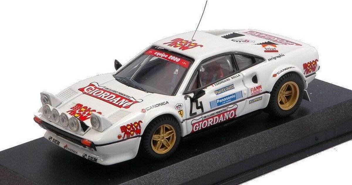 De 1:43 Diecast Modelcar van de Ferrari 308 GTB #24 van de Rally Della Luna van 1983. De coureurs waren Giordano en Bolla. De fabrikant van het schaalmodel is Best Model. Dit model is alleen online verkrijgbaar