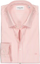 Calvin Klein Slim Fit overhemd - roze met wit gestreept - Strijkvriendelijk - Boordmaat: 42