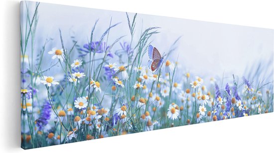 Artaza Canvas Schilderij Witte Kamille Bloemen Met Een Vlinder - 60x20 - Foto Op Canvas - Canvas Print