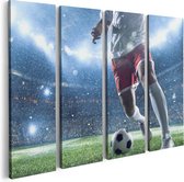 Artaza Canvas Schilderij Vierluik Voetbal Speler Met De Bal In Een Druk Stadion  - 80x60 - Foto Op Canvas - Canvas Print