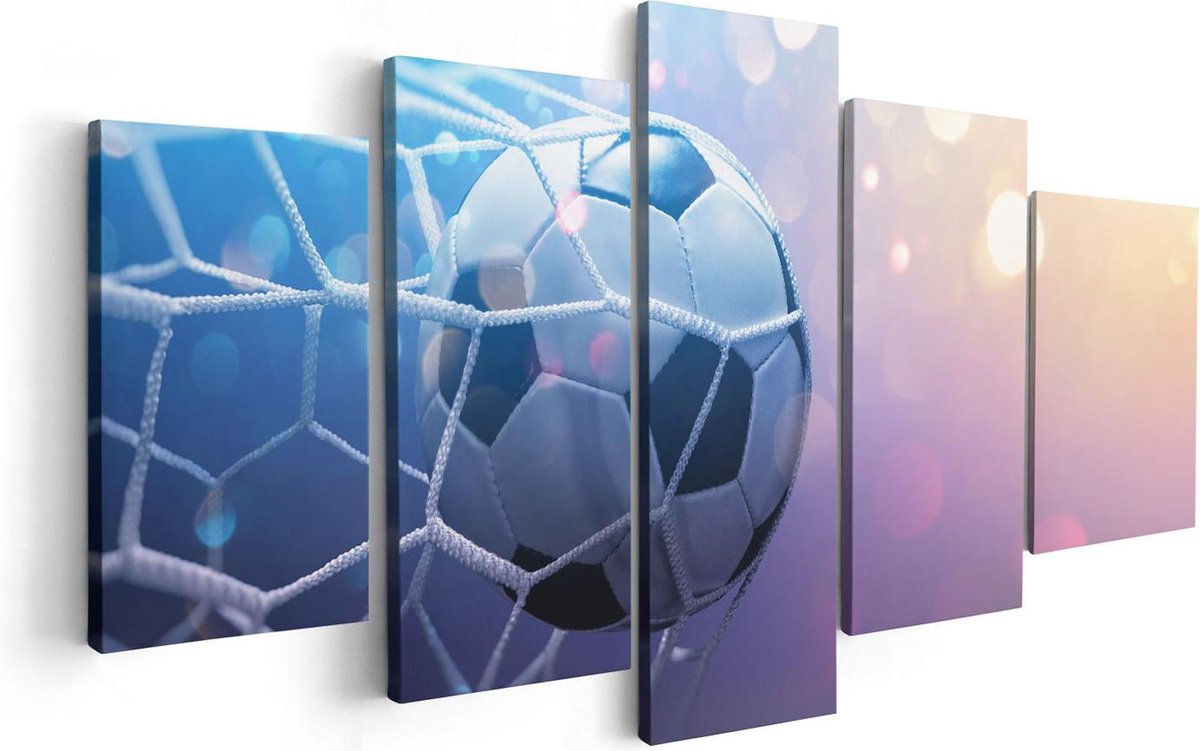 Artaza Canvas Schilderij Vijfluik Voetbal Bal Door Het Goal Heen - 100x50 - Foto Op Canvas - Canvas Print