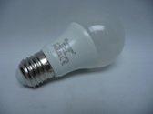 Familyled lamp LED  7Watt - kleur 4000 Kelvin - lichtsterkte 580 lumen - glas frosted.