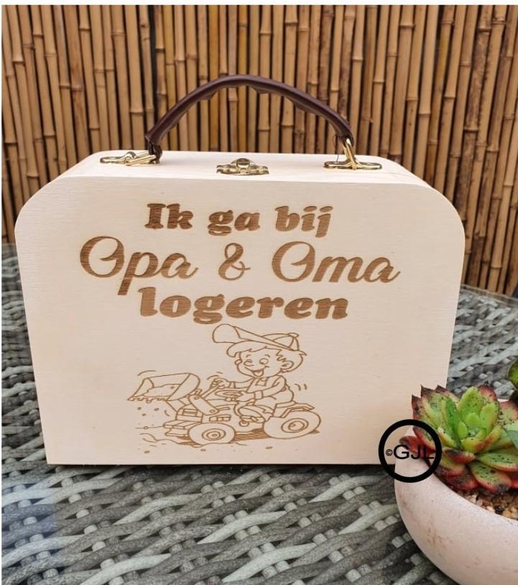 Goedkoopste Houten koffertje - Ik ga slapen bij Opa en Oma Tractor - Baby - Kleuter - Geboorte - School - kraam cadeau - logeer koffer