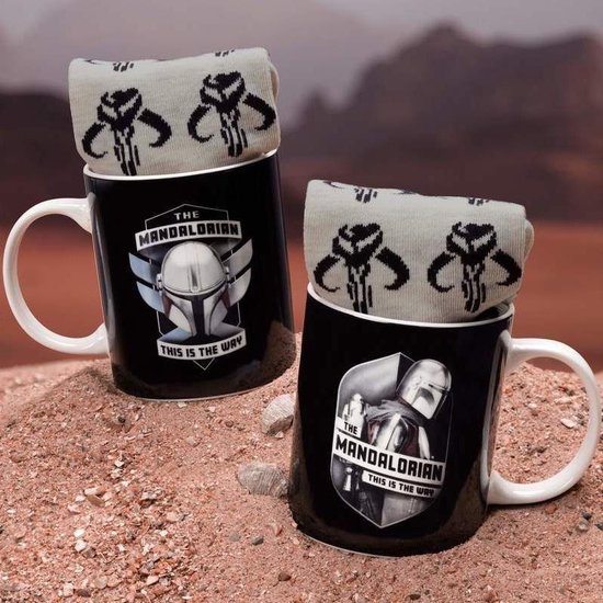 Star Wars : The Mandalorian - Set cadeau Mug et chaussettes Le