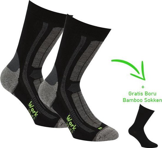 Chaussettes de travail noires avec des accents gris et un petit logo vert. Une chaussette en bambou gratuite est incluse.