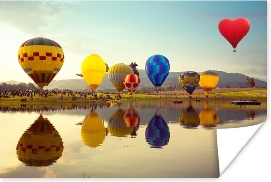 Ballons à air chaud lors d'un festival au coucher du soleil Poster 90x60 cm - Tirage photo sur Poster (décoration murale salon / chambre)