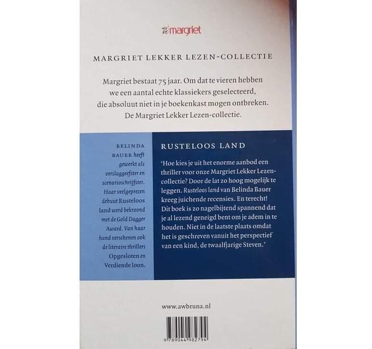 Achterkant van boek 'Rusteloos Land' uit Margriet Lekker Lezen-collectie. Belinda Bauer schreef deze thriller.