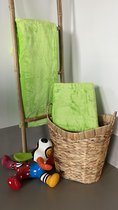 fleece - plaid -150x200 cm - appel groen - onbeschrijfelijk zacht - mooie kwaliteit - onderscheidend door extreme zachtheid