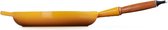 Bol.com Le Creuset Koekenpan Signature - Nectar - ø 28 cm / 2.6 liter - geëmailleerde anti-aanbaklaag aanbieding