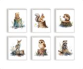 Postercity - Poster Set 6 Aquarel Baby Beer Eekhoorn Egel Hertje Uil en Wasbeer op Boomstronk - Waterverf - Bos Dierenposter - Babykamer / Kinderposter - Muurdecoratie - 40x30cm