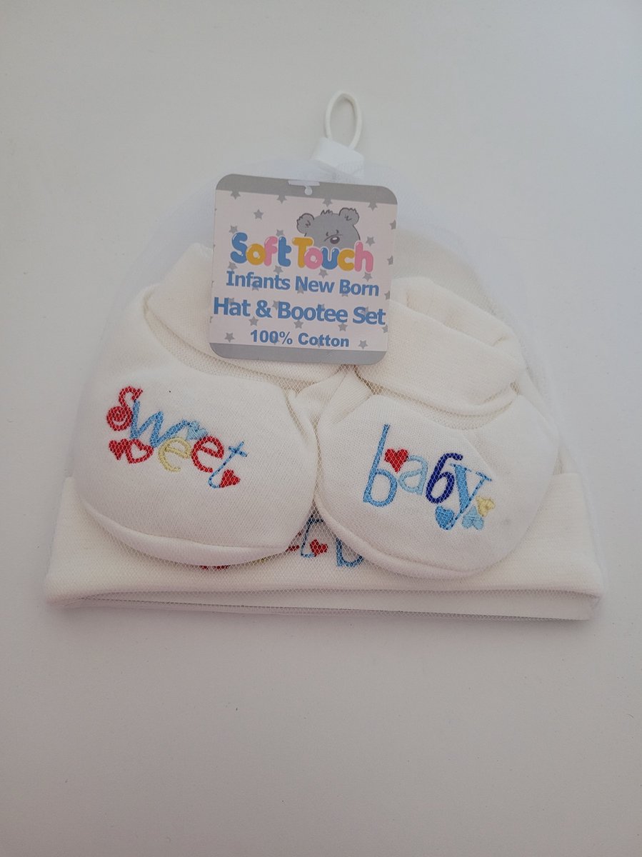 Goedkoopste Soft Touch mutsje slofjes newborn