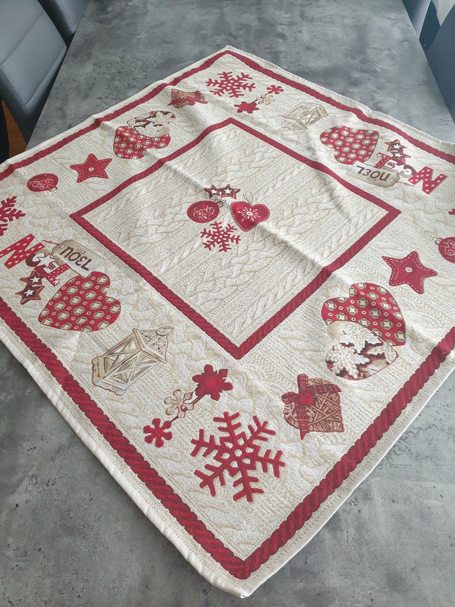 Tafelkleed Gobelinstof Kerst Sterren en Harten Christmas 100*100cm