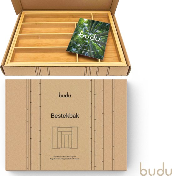 Range-couverts en bambou dans son emballage ouvert avec informations sur le produit.