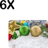 BWK Stevige Placemat - Kerstballen in de Sneew - Kerstsfeer - Set van 6 Placemats - 35x25 cm - 1 mm dik Polystyreen - Afneembaar
