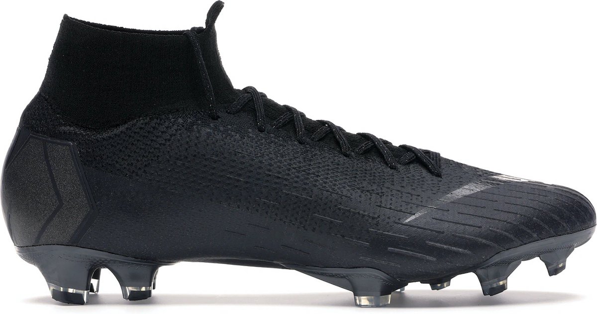 Zwarte Nike Mercurial Superfly VI Elite FG voetbalschoenen, maat 39, met hoge schacht en gripvolle zool voor optimaal comf...