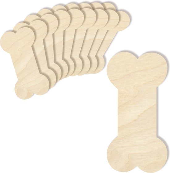 Een stapel houten botvormen en een enkele houten botvorm op een witte achtergrond.