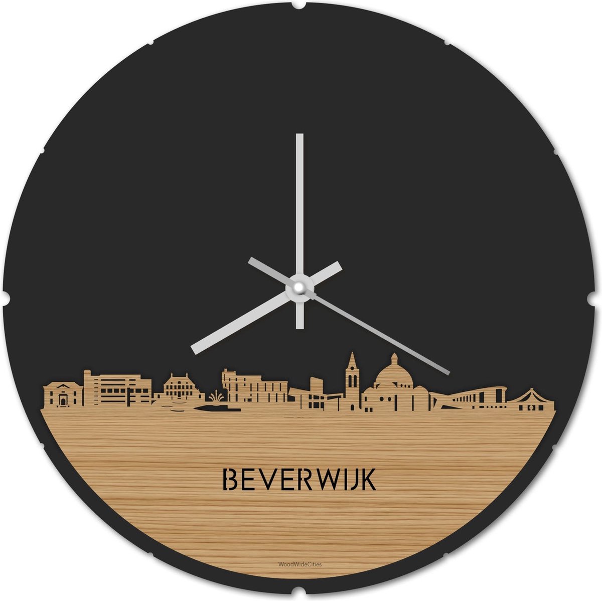 Skyline Klok Rond Beverwijk Bamboe hout - Ø 44 cm - Stil uurwerk - Wanddecoratie - Meer steden beschikbaar - Woonkamer idee - Woondecoratie - City Art - Steden kunst - Cadeau voor hem - Cadeau voor haar - Jubileum - Trouwerij - Housewarming -