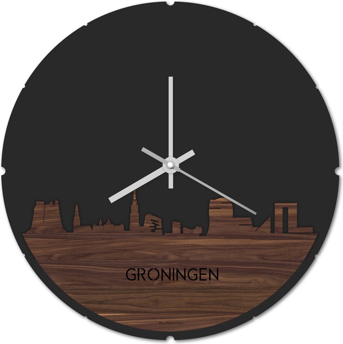 Skyline Klok Rond Groningen Notenhout - Ø 44 cm - Stil uurwerk - Wanddecoratie - Meer steden beschikbaar - Woonkamer idee - Woondecoratie - City Art - Steden kunst - Cadeau voor hem - Cadeau voor haar - Jubileum - Trouwerij - Housewarming -