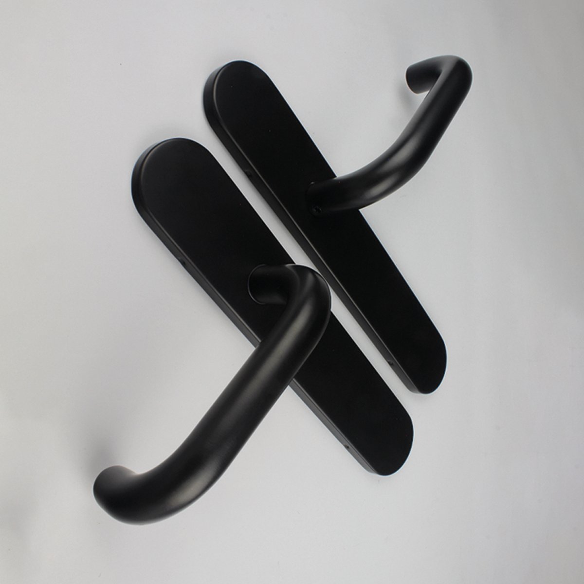 Deurklink Siem - zwart - metaal - geschikt voor binnen - modern