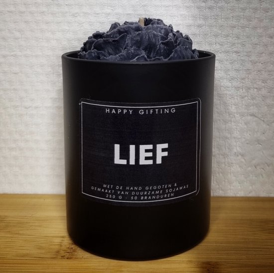 Lief - Soja was geurkaars - Zwarte roos - Kaarsglas mat zwart - Vanille geur - 250 gram - 50 branduren - Geurkaars - Kaars - Kaars met tekst - Soja was – Soy wax – Handgemaakt – Cadeau – Vanilla - Geschenk – Duurzaam