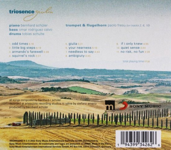 CD hoes met Italiaans landschap, tekst 'triosence giulia' en tracklist.