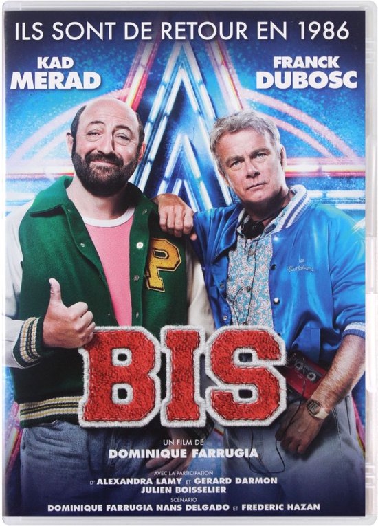 Twee mannen, de ene met een groene jas en de ander met een blauwe jas, staan voor een verlichte achtergrond met 'BIS' in grote letters.