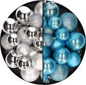 Kerstballen 60x stuks - mix zilver/ijsblauw - 4-5-6 cm - kunststof - kerstversiering