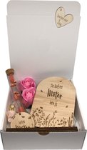 Geschenkbox liefste METER | roze | bloemen | droogbloemen | liefste meter | meter vragen | meter worden | peettante vragen | peettante worden | cadeau  | geschenkdoos | giftbox