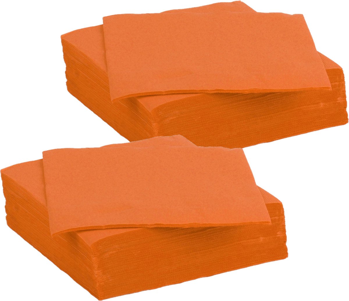 Color Party diner/feest servetten - 60x - oranje - 38 x 38 cm - papier - 3-laags
