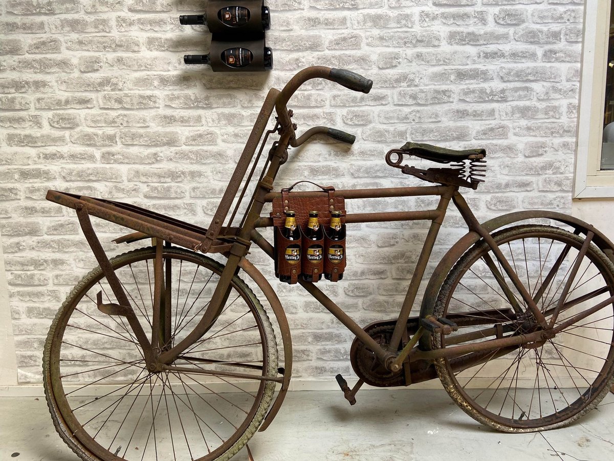 Dries Design D3SD - bierfleshouder - fiets bierfles houder - flessendrager - flessendrager fiets - fiets oldtimer - blikjes houder - blikjes houder fiets - cognac alligator - leder