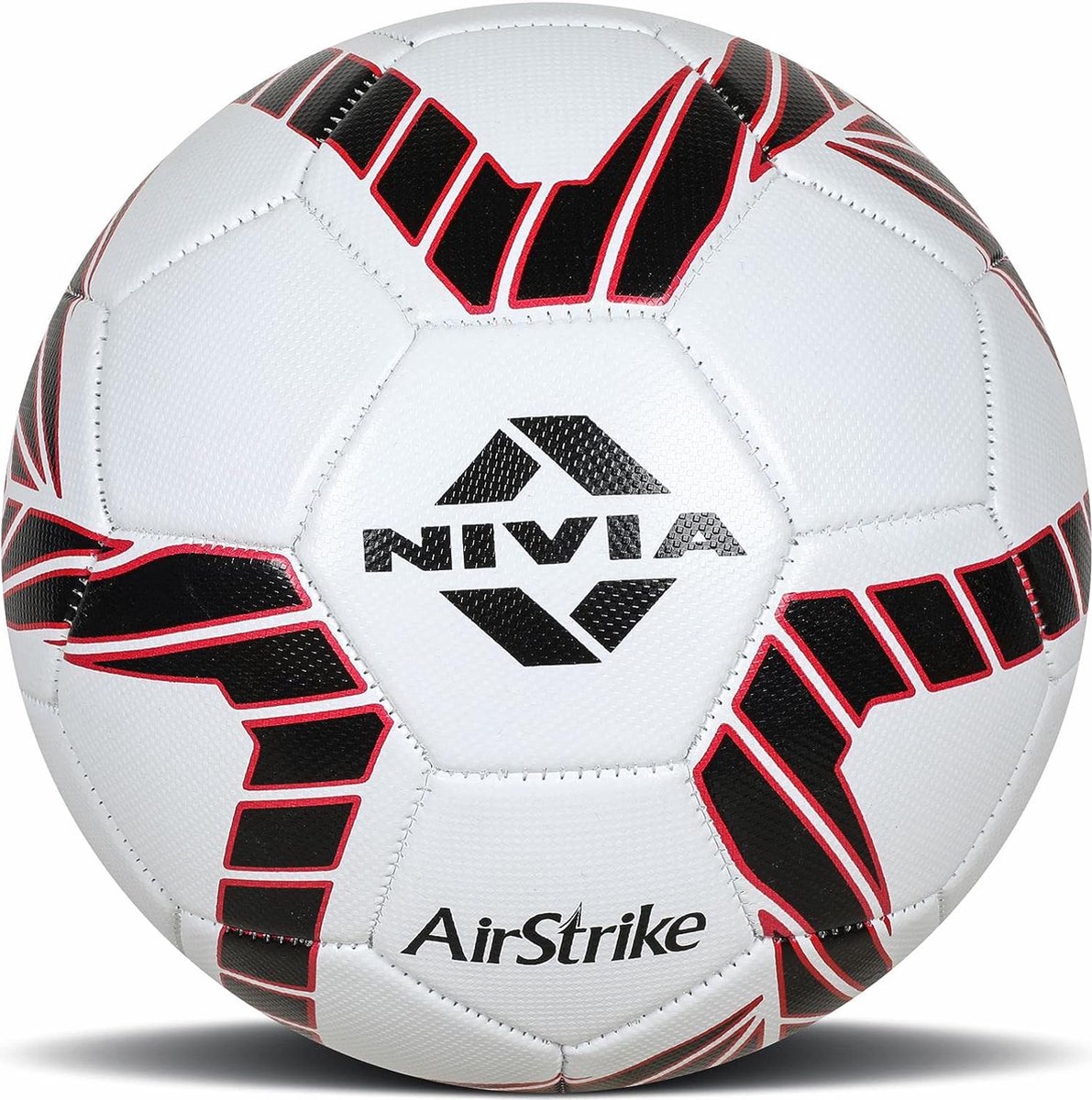 Nivia Air Strike Voetbal Maat 5 – PVC All Surface Trainingsvoetbal – High Bounce & High Speed Football – Duurzame Wedstrijdbal voor Training & Recreatief Spel – Geschikt voor Heren & Dames – Wit