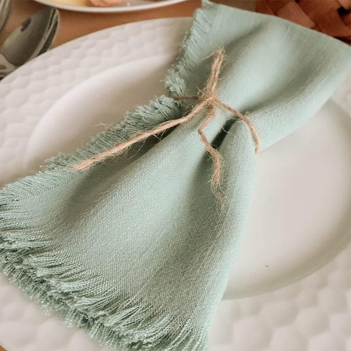 Handgemaakte stoffen servetten van 100% katoen met franje, set van 4, 17,7 x 17,7 inch katoenen servetten herbruikbare servetten doek wasbare tafelservetten voor bruiloft (saliegroen)