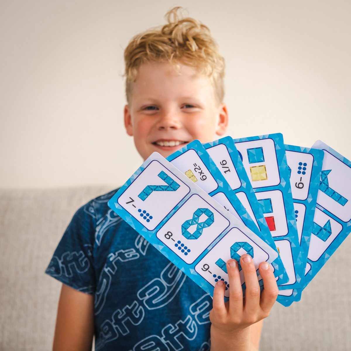 Coblo - Magnetic Tiles – Activiteitenkaarten – 74 opdrachten – Uitbreiding voor Magnetische Tegels – Magnetisch speelgoed – Vanaf 3 jaar — afbeelding 2