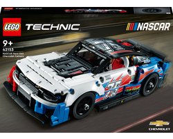 foto van LEGO Technic NASCAR Next Gen Chevrolet Camaro ZL1 Set - 42153