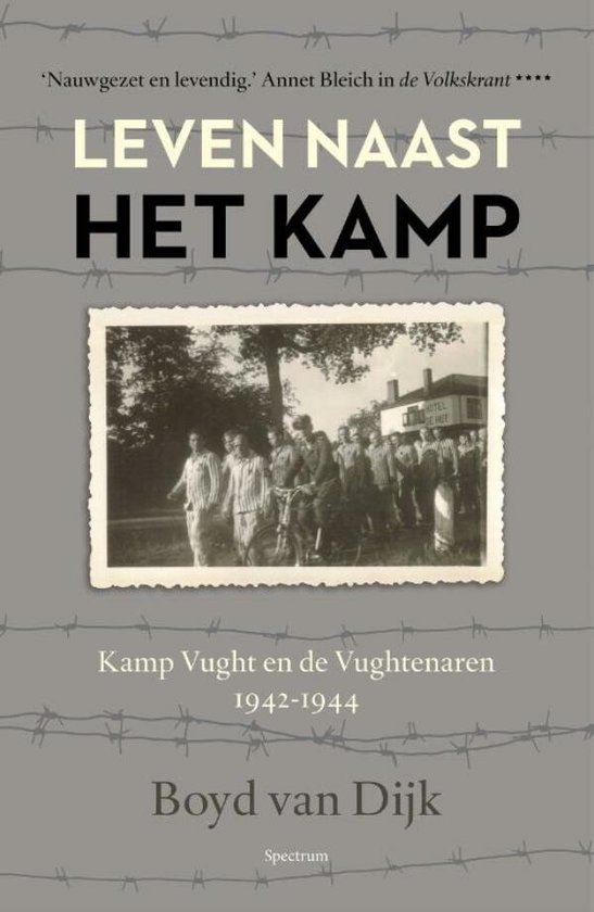 Leven naast het kamp - cover