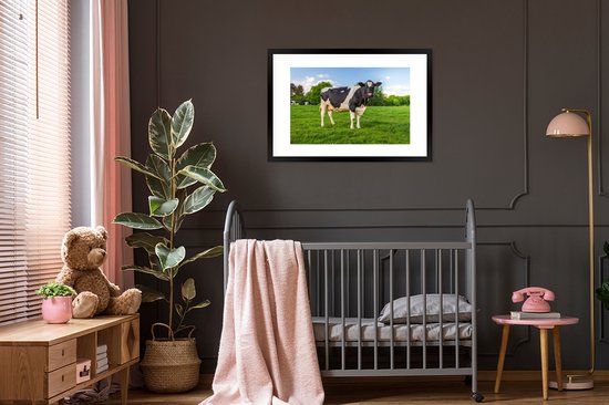 Vache Zwart et blanche au pâturage 90x60 cm