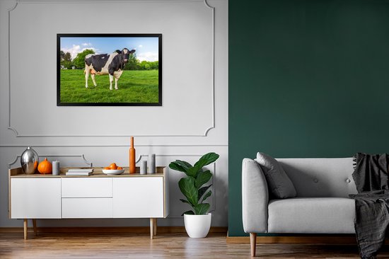 Vache Zwart et blanche au pâturage 90x60 cm