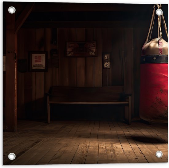 Tuinposter – Kamer - Bokszak - Palen - Sporten - Hout - 50x50 cm Foto op Tuinposter (wanddecoratie voor buiten en binnen)