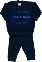 La Petite Couronne Pyjama 2-Delig "Ik ga lekker bij opa & oma logeren" Unisex Katoen Zwart/blauw Maat 104/110
