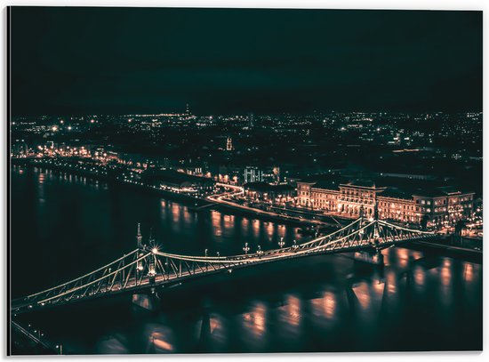 Dibond - Brug - Stad - Water - Gebouwen - Lichten - 40x30 cm Foto op Aluminium (Met Ophangsysteem)