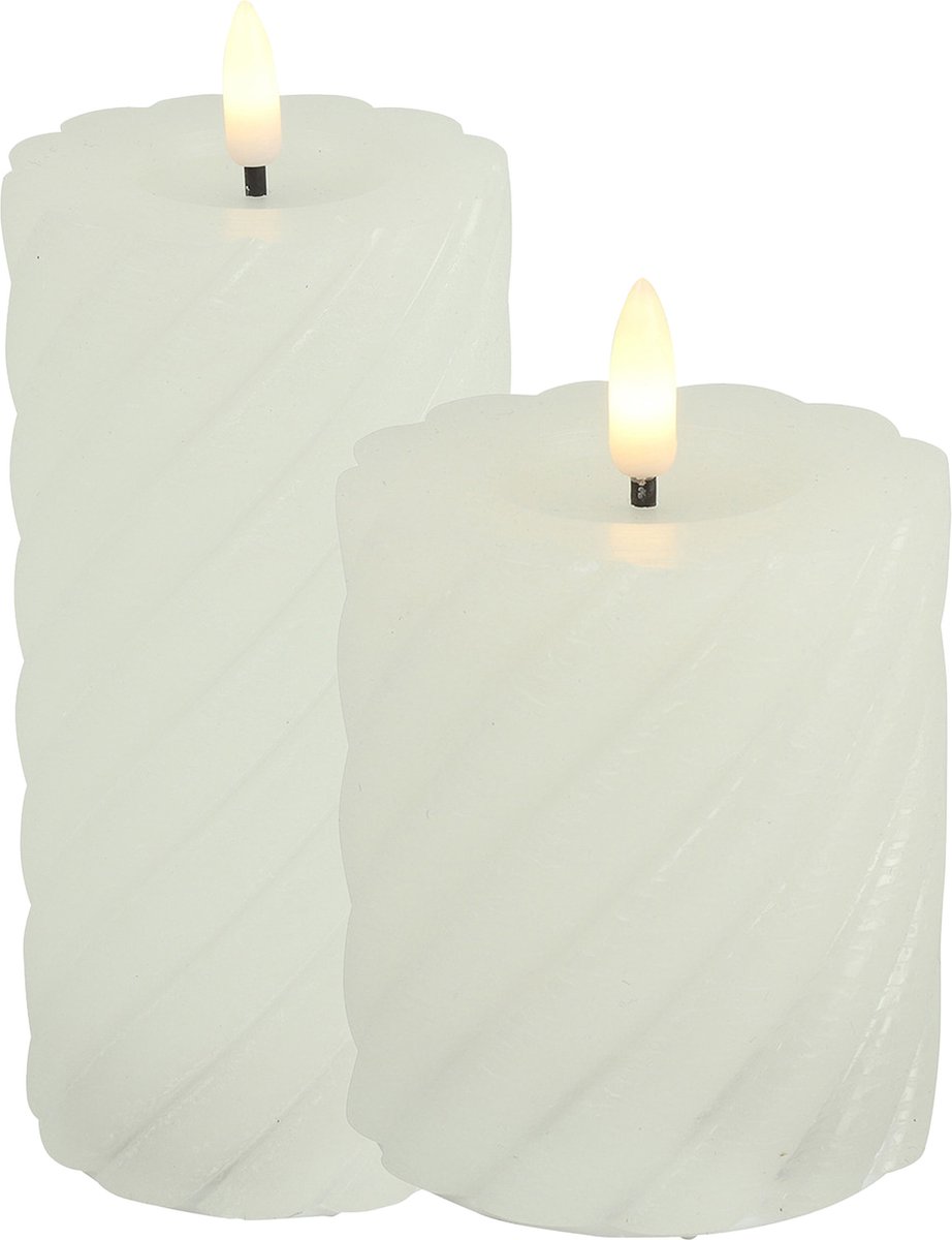 Countryfield LED kaarsen/stompkaarsen set - 2x - wit - H8, H12,5 cm - swirl
