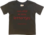 Shirt Aankondiging zwangerschap "Lees altijd de kleine lettertjes (ik word grote zus)" | korte mouw | Zwart/rood | maat 122/128 zwangerschap aankondiging bekendmaking Baby big bro Sis Sister